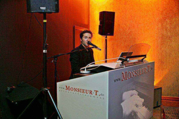 Penta Hotel Leipzig + Monsieur T.