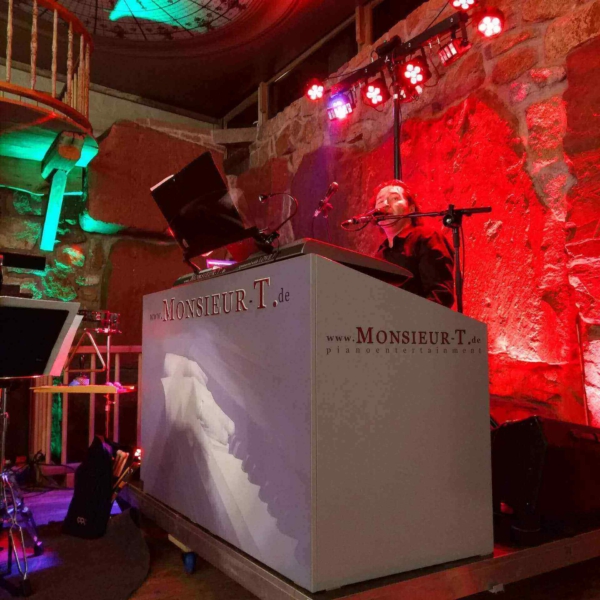 Jakubzburg Mortka & Monsieur T. P_20191019_190113