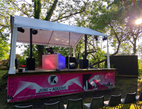 Kultursommer Kap Arkona + Monsieur T._P_20250717_191148